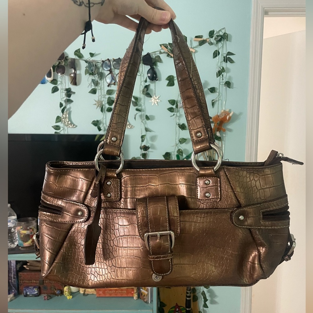 Elegant Brown Crocodile-Embossed Handbag